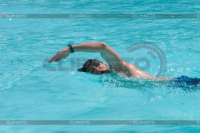 Hombre Natación | Foto de alta resolución |ID 3015292