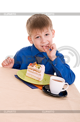 Niño con la torta | Foto de alta resolución |ID 3174025