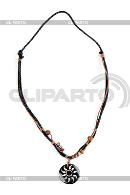 Collar étnico con cordón negro | Foto de alta resolución |ID 3336361