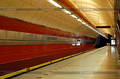 Vaciar la estación de metro Krizikova | Foto de alta resolución |ID 3115767