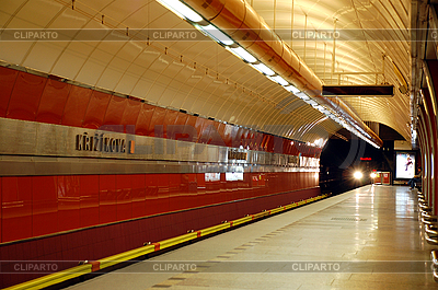 La estación de metro Krizikova | Foto de alta resolución |ID 3119194