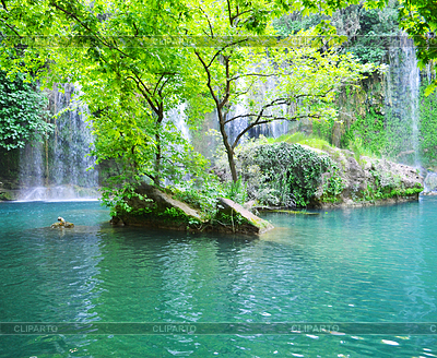 Kursunlu Waterfalls | Foto de alta resolución |ID 3356321