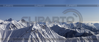 Panorama de las montañas de invierno | Foto de alta resolución |ID 3229397