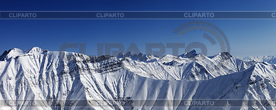 Panorama der schneebedeckten Berge | Foto mit hoher Auflösung |ID 3239299