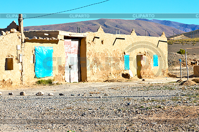 Construcción de color marrón en el valle de marruecos atlas mou seca | Foto de alta resolución |ID 5290015